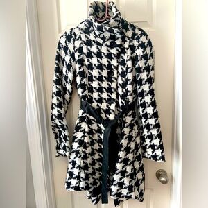 Yoki Black White Winter Coat, Small